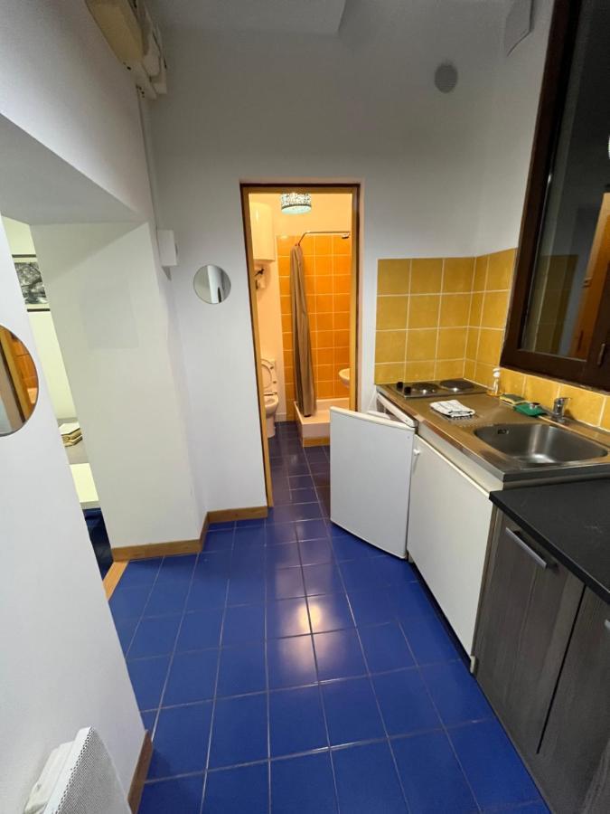 Studio T1 Cv - Calme Avec Cour Montpellier Buitenkant foto